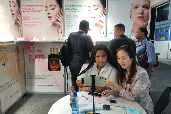 重磅！廣東歐泉集團（南非）貿(mào)易博覽會完美收官！